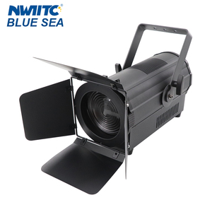 Luz de Estágio <span class=keywords><strong>LED</strong></span> <span class=keywords><strong>Fresnel</strong></span> Branca Elétrica de 200W para Estúdio, Sala de Reuniões, Galeria de Arte, Iluminação de Palco - Product Image 1