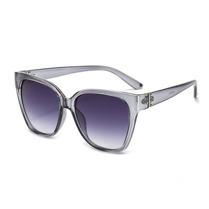 Nuevas Gafas de Sol de Ojo de Gato con Marco Completo, Estilo Europeo Americano, para Mujer, Protección UV400, Modelo 9660, Fabricadas en Taizhou - Product Image 3