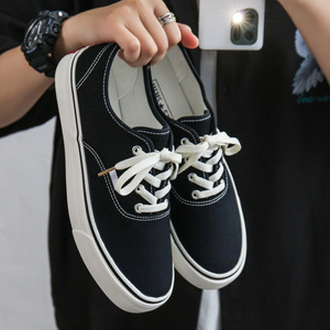 Zapatillas Casuales de Lona para Hombre 2026, Estilo Versátil para Primavera y Otoño, Zapatillas Bajas para Parejas y Estudiantes, Estilo Moderno para Caminar - Product Image 2