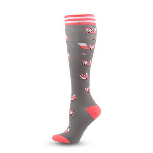 Chaussettes de compression pour femmes, longueur mollet, classe 1, en nylon, pour le soutien quotidien, la course et les infirmières, fabriquées au Zhejiang pour les jeunes (18-40) - Product Image 4