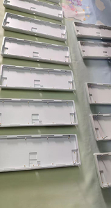 Productos ampliamente utilizados en estructuras complejas como carrocerías de vehículos e interiores de cabinas. La película de pintura tiene una apariencia suave, fina y uniforme. - Product Image 2