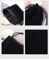 Sac et pochette cadeaux en velours noir pour jeu de dés, bijoux, avec poignée Flexiloop, recyclable, personnalisable, impression couleur, accessoires pour dés