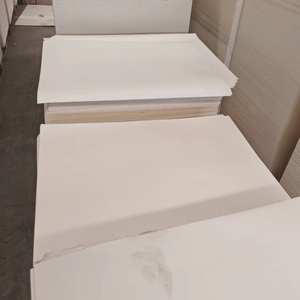 Papel recubierto de PE de buena compresión respetuoso con el medio ambiente en hoja para vasos de papel - Product Image 3