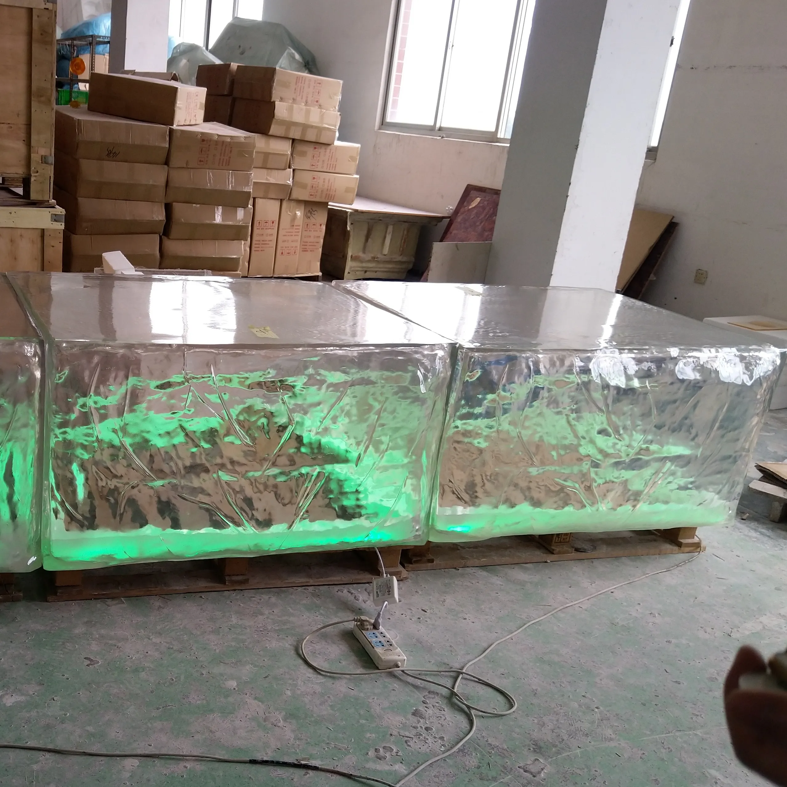 カスタム巨大人工透明樹脂アイスブロック