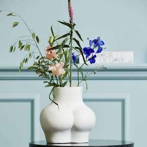 Vaso decorativo moderno bianco opaco per il corpo vaso in porcellana d'arte fatta a mano con fiori irregolari per matrimoni in 2022 - Product Image 5