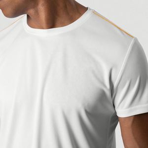 เสื้อยืดลำลองผู้ชายสีดำปักลายเสื้อยืดระบายอากาศได้ดีสีอ่อนสำหรับเล่นกีฬายิมถ่ายโอนความร้อน - Product Image 3