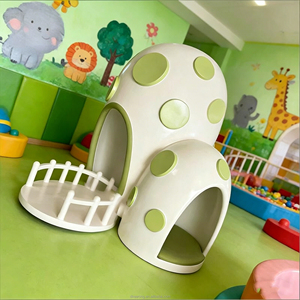 CA015 Aire de jeux extérieure pour enfants, thème Dessin animé Crème Glacée Cupcake, avec toboggan, mur d'escalade, filet et balançoire, pour maternelle - Product Image 6