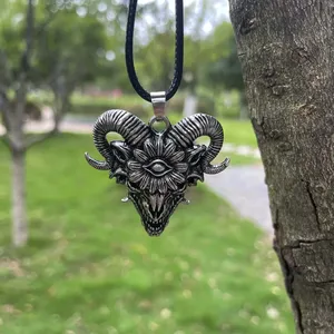 Collier pendentif tête de chèvre viking, crâne d'animal, punk, en acier inoxydable, avec chaîne en bambou - Product Image 2