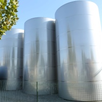 Réservoir de stockage vertical en acier inoxydable