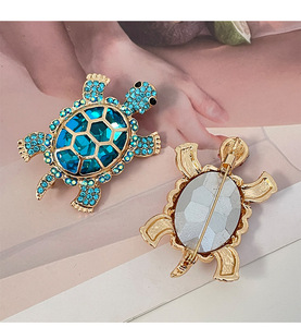 เข็มกลัดโลหะผสมไข่มุกรูปเต่าทะเลวินเทจเข็มกลัดชุบทองเครื่องประดับแฟชั่นสุดหรูสำหรับงานแต่งงานและงานเลี้ยง - Product Image 2