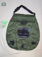 Douche de camping portable personnalisée pour l'extérieur, chauffage solaire, 20 L (5 gallons), ensemble de sacs de douche en plastique pour la plage, la natation, la randonnée et l'hygiène
