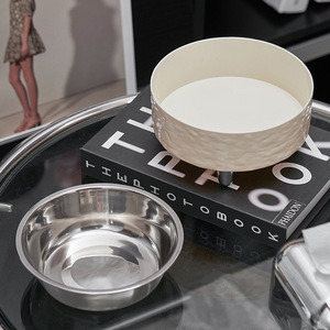 Bol surélevé en acier inoxydable de forme arrondie pour chats et chiens, avec support pour le cou et design anti-renversement - Product Image 1