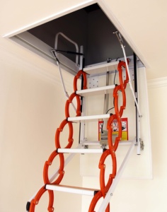 Bán Hot Nhôm Điện Kính Thiên Văn Gác Mái Thang Tự Động Kéo Xuống Cầu Thang Cho Loft - Product Image 4