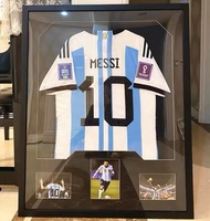 Cadre d'affichage de maillot en bois de cintre de mur noir personnalisé haut de gamme pour le souvenir de Basketball Football Baseball