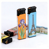 Briquet à gaz rechargeable en butane, coupe-vent, électrique, en plastique, design européen, avec logo personnalisé, idéal pour les cadeaux