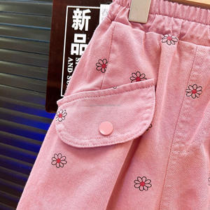 Conjunto de Dos Piezas para Niña Pequeña, Estilo Casual, Primavera-Otoño, Chaqueta y Pantalones de Mezclilla con Estampado, Estilo Extranjero, Modelo D863 - Product Image 6