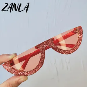 Demi-monture marque de luxe Designer rose diamant lunettes de soleil pour femmes <span class=keywords><strong>2023</strong></span> <span class=keywords><strong>lune</strong></span> décroissante cristal lunettes De soleil Lunettes De Soleil Femme - Product Image 1