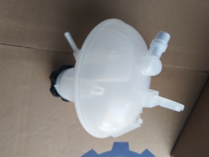 Réservoir de récupération de liquide de refroidissement pour Jeep Compass 2018-2024 68338771AA Bouteille de radiateur Jeep Compass 2018 - Product Image 3