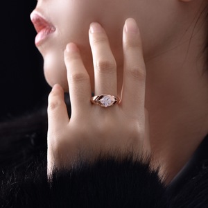 Anello in Argento 925 con Zirconia Cubica Quadrata per Donna, Gioielleria Fine all'Ingrosso per Feste, Produzione per Uomo - Product Image 3