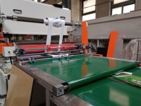 Machine de découpe de précision pour applications automobiles avec PLC Mitsubishi, grande taille jusqu'à 1600 mm x 1600 mm