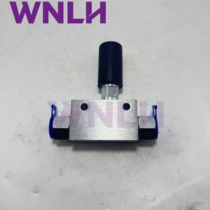Bomba de Combustible WNLH 02111961 02113859 para Motor Deutz BF2015 BF1015 TCD2015 TCD1015, Excavadora Volvo FH FM FMX NH, Camión 02111961 - Product Image 3