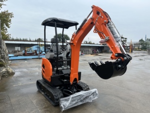 Miniexcavadora Hidráulica China de 1.8 Toneladas con Motor Kubota y Certificación EPA, Excavadoras con Opciones de Cucharón y Martillo Hidráulico para Norteamérica - Product Image 2