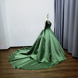 Robes de bal élégantes en satin à épaules dénudées, manches plissées amovibles, robe de soirée Mz0017 - Product Image 4