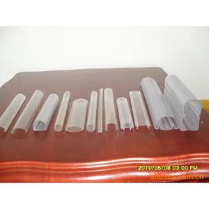 Profils en plastique PVC ABS longs et tubulaires transparents pour l'électronique, la quincaillerie, les jouets, les meubles, les étagères, sur mesure - Product Image 1
