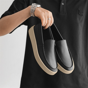 Nuevos <span class=keywords><strong>Mocasines</strong></span> <span class=keywords><strong>de</strong></span> Diseño <span class=keywords><strong>de</strong></span> Lujo para <span class=keywords><strong>Hombre</strong></span>, Antideslizantes, con Suela <span class=keywords><strong>de</strong></span> Goma Negra, Planos, Elegantes, a Bajo Precio, Venta Caliente <span class=keywords><strong>de</strong></span> Fábrica, Estilo Americano - Product Image 2