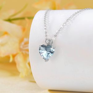 Colgante de Oro de 14K Personalizado con Corazón de Aguamarina de 3 Quilates, Collar con Piedra de Nacimiento de Marzo para Ella, Regalo Sorpresa de Cumpleaños o Boda - Product Image 3