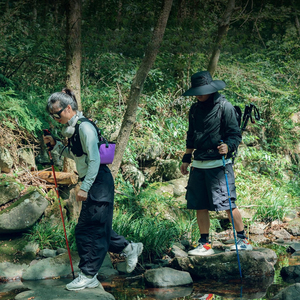 Tapis de pique-nique pliable portable d'extérieur en gros, coussin imperméable et résistant à l'humidité, épais, pour le camping et la randonnée - Product Image 5