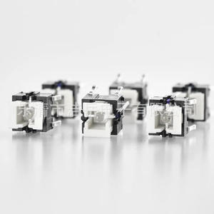 Interruptor táctil Yueqing Rainbow Bridge W2 de 6 pines, montaje en superficie, botón pulsador iluminado para electrónica 3C, certificado ROHS - Product Image 1