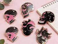 Fabricant de badges et épingles de revers en métal, vente en gros de broches, épingles en émail personnalisées avec logo, épingles en émail souple et dur sur mesure
