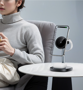 Produit de dropshipping : Chargeur sans fil magnétique 3-en-1 rapide 15W pour téléphone portable, écouteurs et montre - Product Image 6