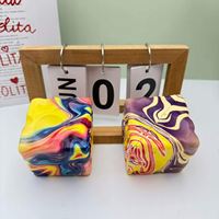 Jouet Squishy en forme de pain à récupération lente, doux et collant, petit jouet en forme de pain à sucer au doigt à récupération lente