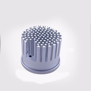 Disipador de calor de aluminio con luz de techo LED plateado personalizado de 40x40mm, disipador térmico 30 anodizado IP68 15-18W, patrón cuadrado de <span class=keywords><strong>forja</strong></span> en frío personalizado - Product Image 6