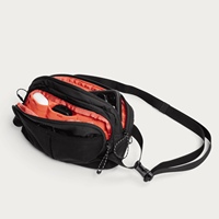 Sac bandoulière léger résistant à l'eau avec logo personnalisé, anti-déchirure, multi-poches, sac de poitrine pour l'escalade en plein air, le camping, le transport quotidien pour hommes
