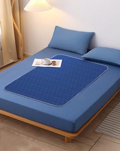 Almohadillas absorbentes de 4 capas para orinar, Protector de colchón impermeable lavable, almohadillas para cama de incontinencia para niños, adultos, mascotas - Product Image 2