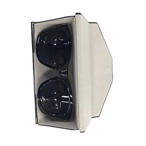 Estuche Triangular Plegable para Gafas 160x70x62mm, Metálico, Forma Irregular, Plegable, Estilo Moderno, Color Sólido, Caja de Almacenamiento para Lentes de Sol - Product Image 1