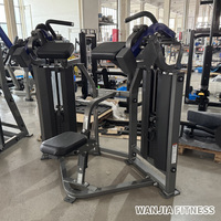 Nouvel équipement de fitness professionnel pour la musculation, machine à presser les biceps isolalettes et à presser la poitrine à charge par poulie