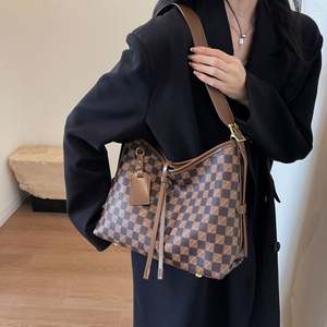 Dropship Direct Vintage Print Shoulder <b>Bag</b> Spacious Crossbody Purse Boho Casual Tote Multi-Compartment <b>Women</b> Trendy <b>Accessory</b> - Product Image 4