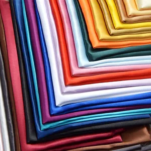 도매 솔리드 컬러 사용자 정의 고품질 홈 섬유 100% 폴리 에스터 새틴 패브릭