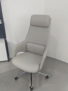 Silla de oficina ejecutiva moderna y lujosa, reclinable y ajustable, cómoda silla para ordenador, silla de oficina para negocios - Product Image 5