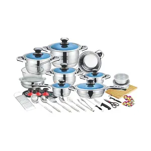 不锈钢炊具锅套装，配有不粘金属手柄铁烹饪锅和砂锅家庭和厨房使用必需品