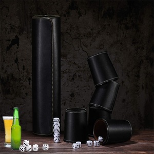 Juego de <span class=keywords><strong>dados</strong></span> para beber de mentirosos de <span class=keywords><strong>Casino</strong></span> Juego de tazas de <span class=keywords><strong>dados</strong></span> con forro de fieltro marrón Cuero con 25 <span class=keywords><strong>dados</strong></span> - Product Image 4