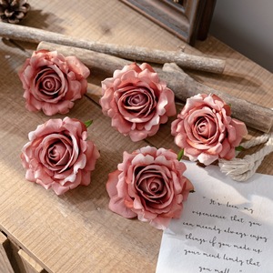 ดอกกุหลาบกำมะหยี่ CallaFloral สีชมพูเข้ม ดอกไม้ประดิษฐ์เหมือนจริง สำหรับตกแต่งงานแต่งงาน ผ้าทอแบบแพน - Product Image 1