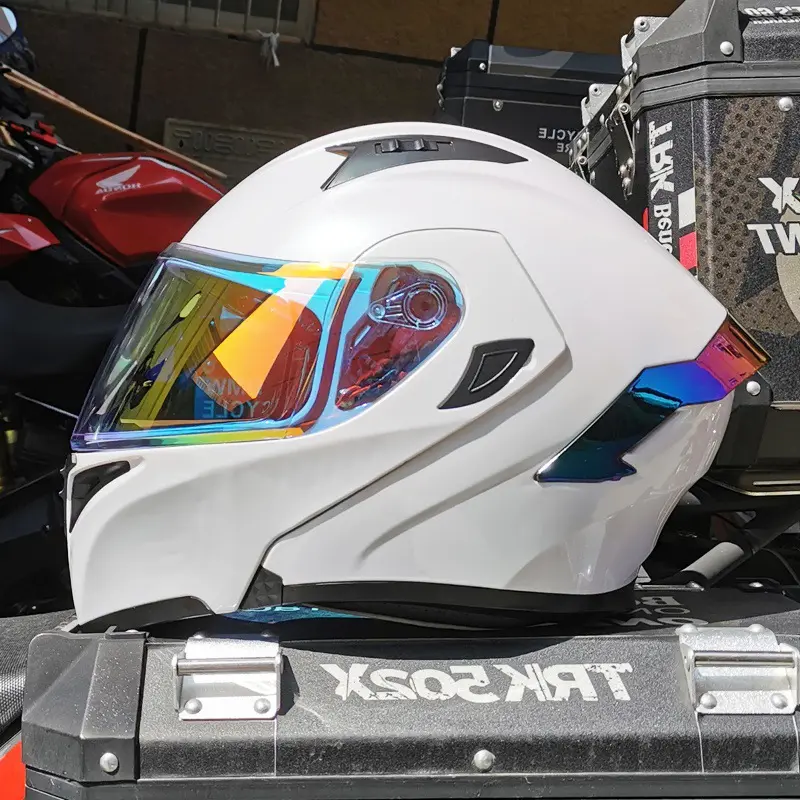 Mũ Bảo hiểm xe máy mô-đun cao cấp với kính hai lớp cho sự an toàn và phong cách tối ưu