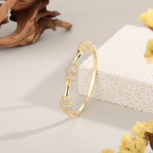 OUGEPHELI Bracelet jonc tendance en argent 925 plaqué or avec micro-incrustation de moissanite taille brillant, bijoux à charnière, tiers - Product Image 3