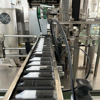Machine de pliage et de collage de cartons pneumatique entièrement automatique à grande vitesse pour l'emballage de canettes, bouteilles, films et feuilles plastiques