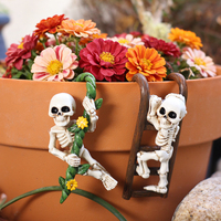 Siap Kirim Set Figurine Gantungan Pot Tengkorak Resin untuk Dekorasi Tepi Pot Bunga, Hiasan Halloween Tengkorak Mini
